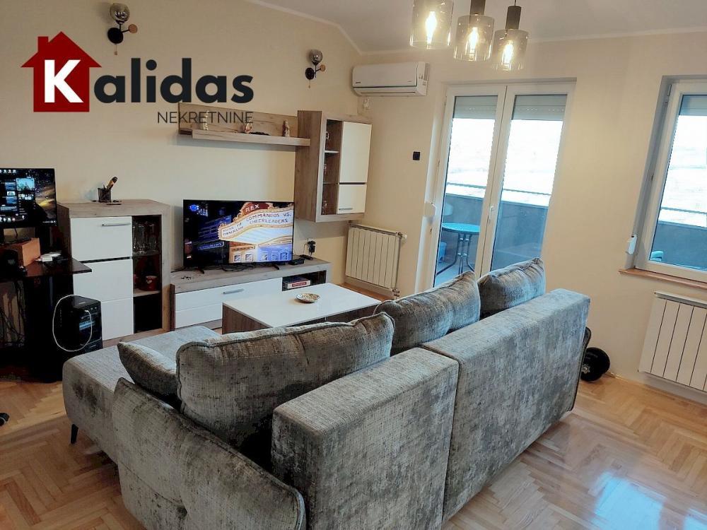 Glavna slika -Stan,NOVI SAD,BULEVAR EVROPE,kv: 54, € 144200, ID: 1008502