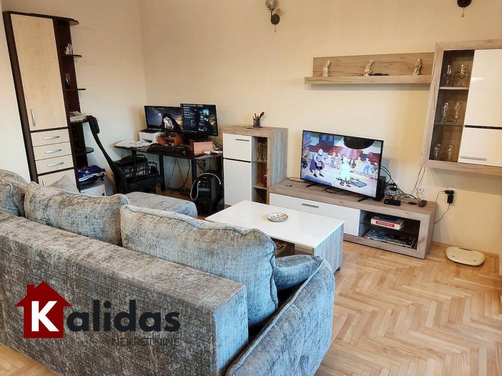 Slika 3 - Stan,NOVI SAD,BULEVAR EVROPE,kv: 54, € 144200, ID: 1008502