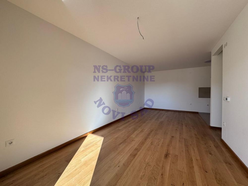 Slika 0 - Trosoban, 63m2, Telep Novi Sad, sa terasom, ima lift