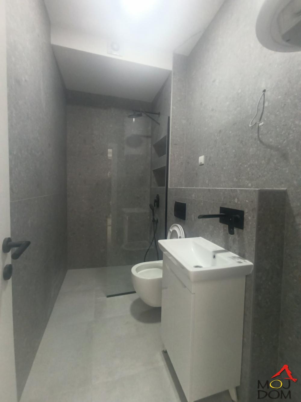 Slika 4 - Stan,NOVI SAD,SEVERNI TELEP,kv: 23, € 56650, ID: 1028728