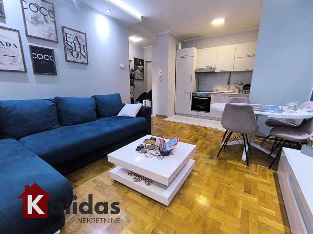 Slika 2 - Stan,NOVI SAD,TELEP,kv: 43, € 124000, ID: 1008497