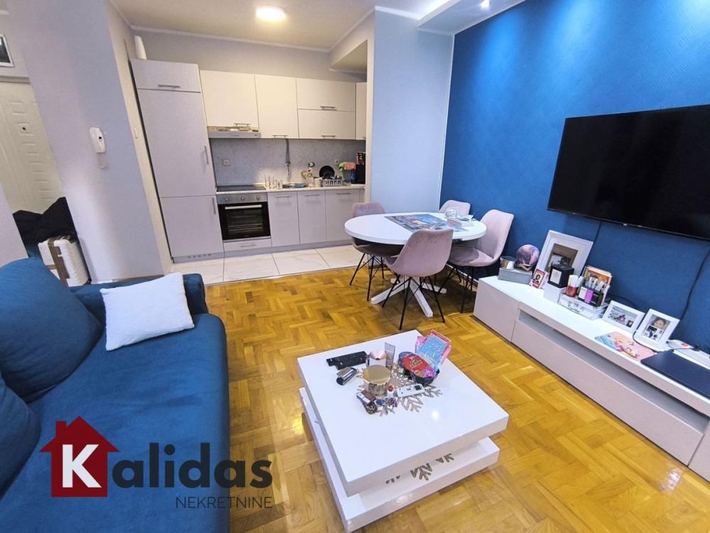 Slika 3 - Stan,NOVI SAD,TELEP,kv: 43, € 124000, ID: 1008497