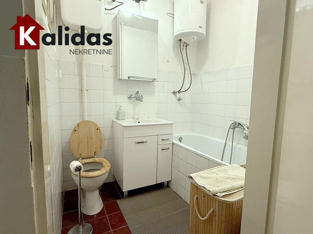 Slika 6 - Stan,NOVI SAD,CENTAR,kv: 42, € 122570, ID: 1008499