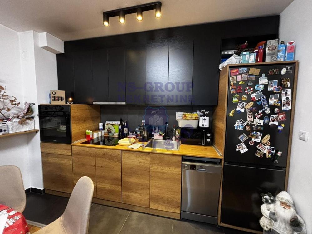 Slika 1 - Odlican trosoban stan na Podbari!