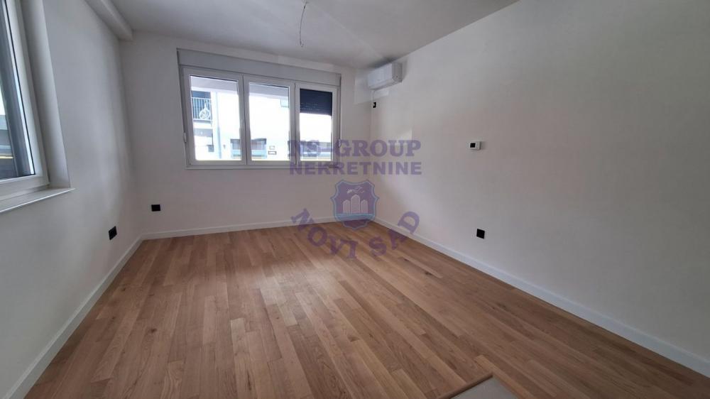 Slika 5 - Dvosoban, 44m2, Telep Novi Sad, ima lift