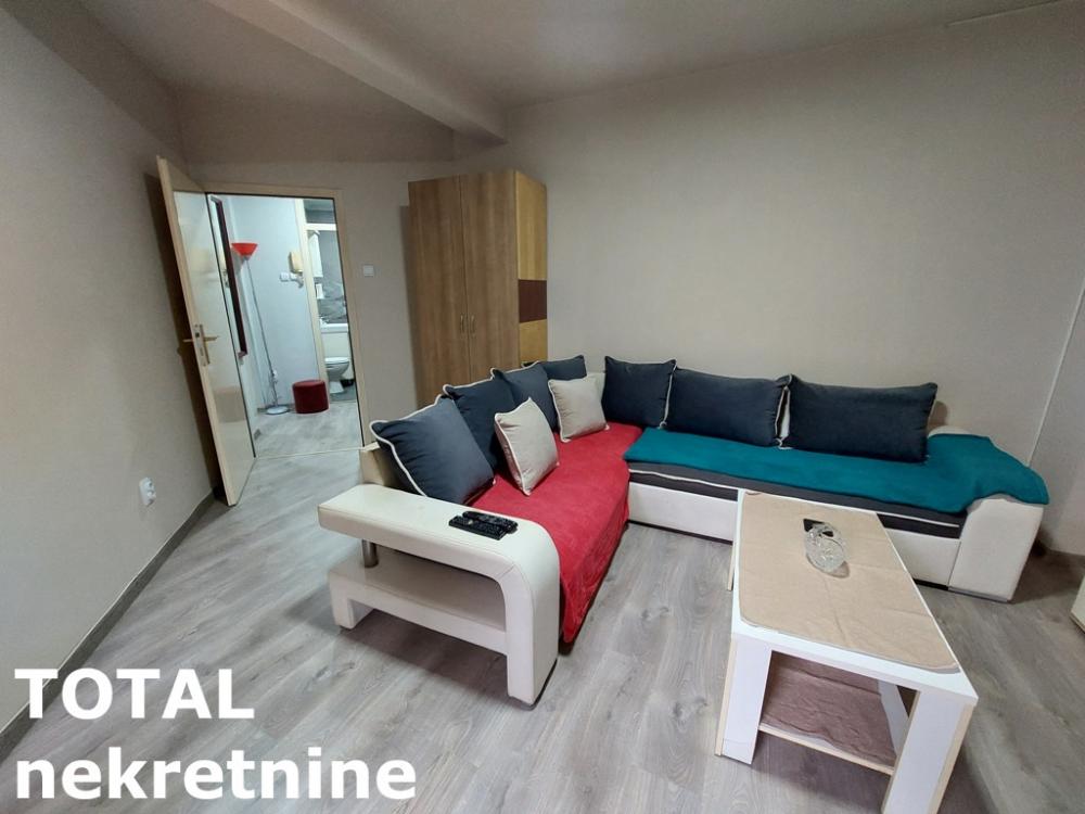 Slika 6 - Stan,NOVI SAD,NOVO NASELJE ŠONSI,kv: 41.00, € 110000, ID: 1102157