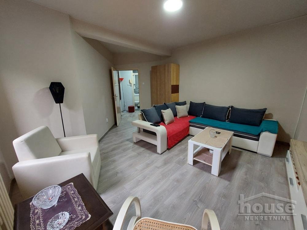 Slika 3 - Stan,NOVI SAD,NOVO NASELJE ŠONSI,kv: 41.00, € 110000, ID: 1065309