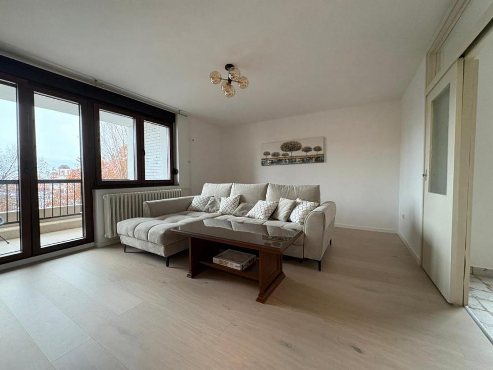 Slika 1 - Dvoiposoban stan na Novom Naselju