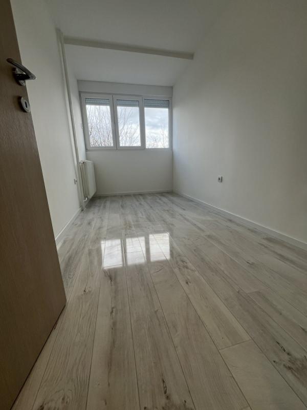 Slika 11 - Stan,NOVI SAD,STARA DETELINARA,kv: 60.00, € 150400, ID: 1059104