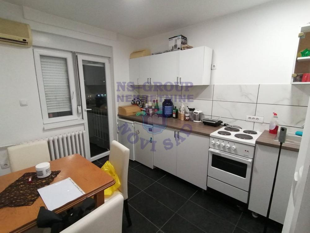 Slika 4 - Dvosoban, 47m2, Bulevar oslobođenja Novi Sad, sa terasom