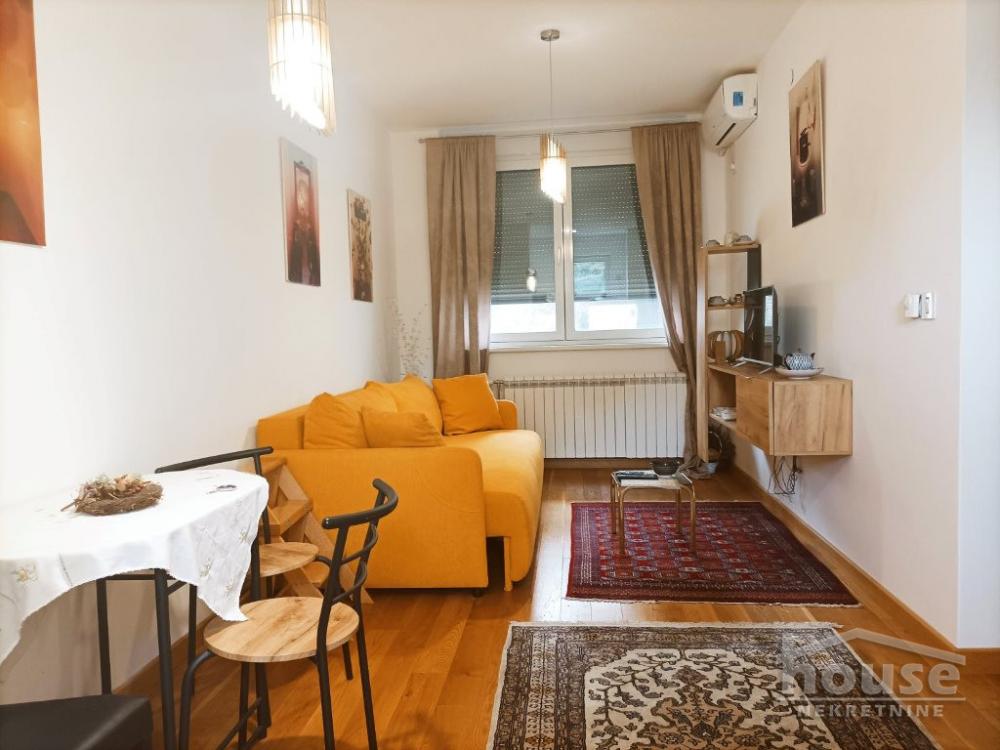 Slika 2 - Stan,NOVI SAD,CENTAR,kv: 35.00, € 140000, ID: 1065308