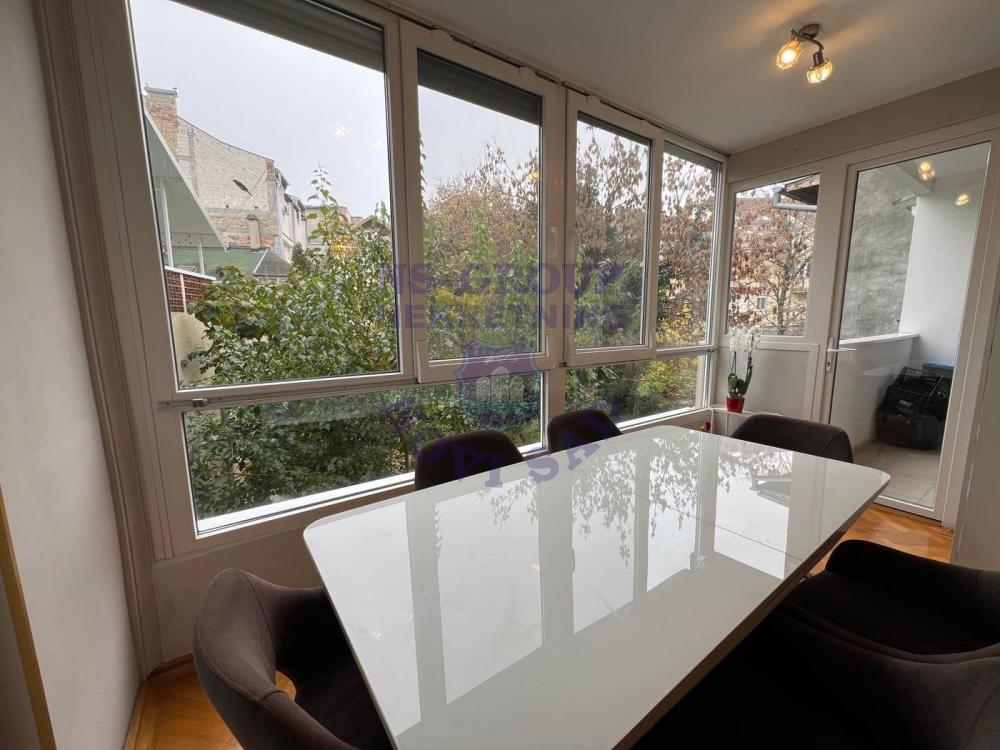 Slika 3 - Odlican trosoban stan na Keju!