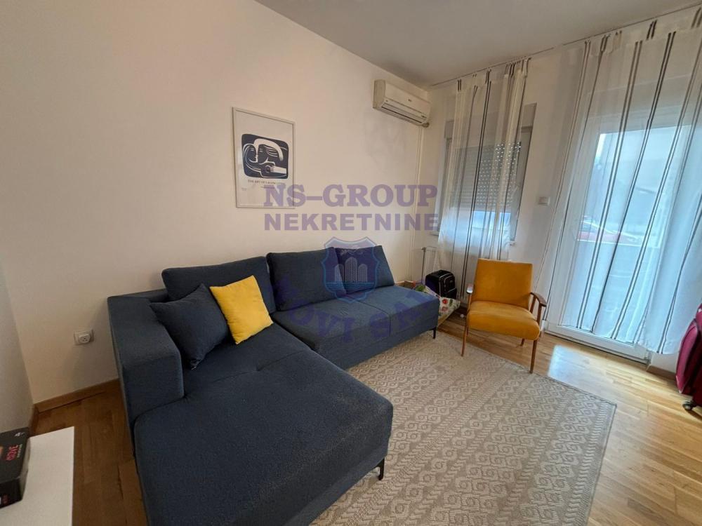 Slika 2 - Dvosoban-49m2-Petrovaradin