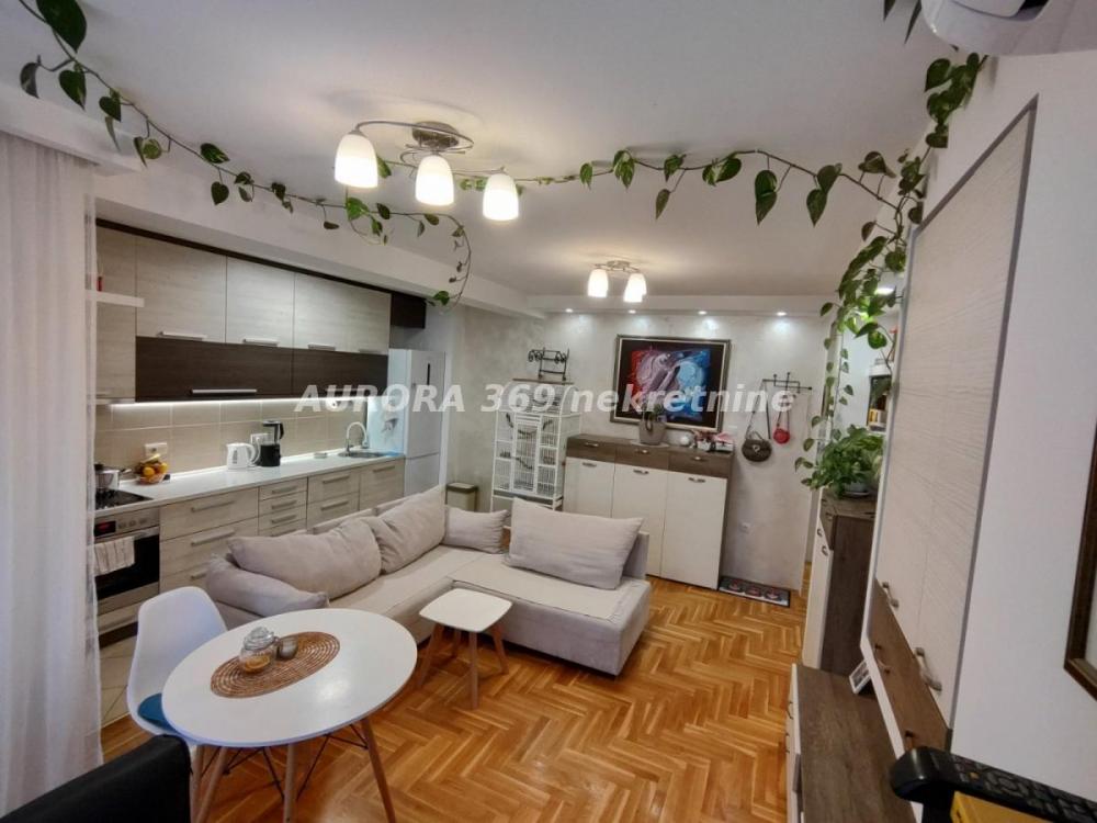 Slika 10 - ODLIČAN STAN U DOŽA ĐERĐA- GRBAVICA, NOVI SAD