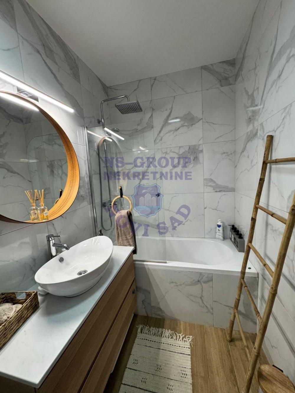 Slika 10 - Odličan trosoban stan na Limanu 3