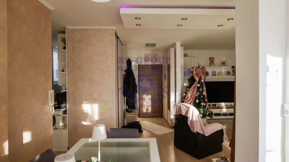 Slika 1 - Odličan četvorosoban stan na potezu Limana 2 