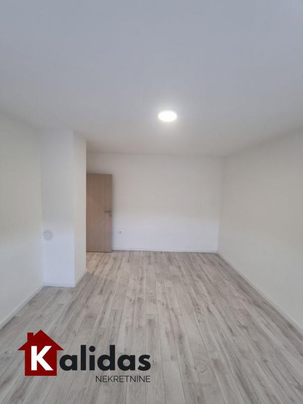 Slika 6 - Stan,NOVI SAD,DETELINARA,kv: 60, € 150380, ID: 1008531