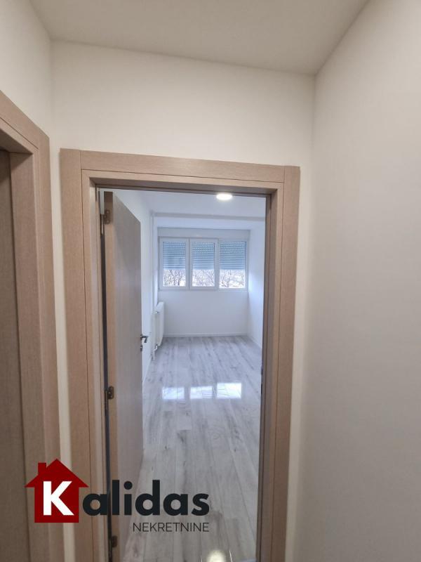 Slika 4 - Stan,NOVI SAD,DETELINARA,kv: 60, € 150380, ID: 1008531