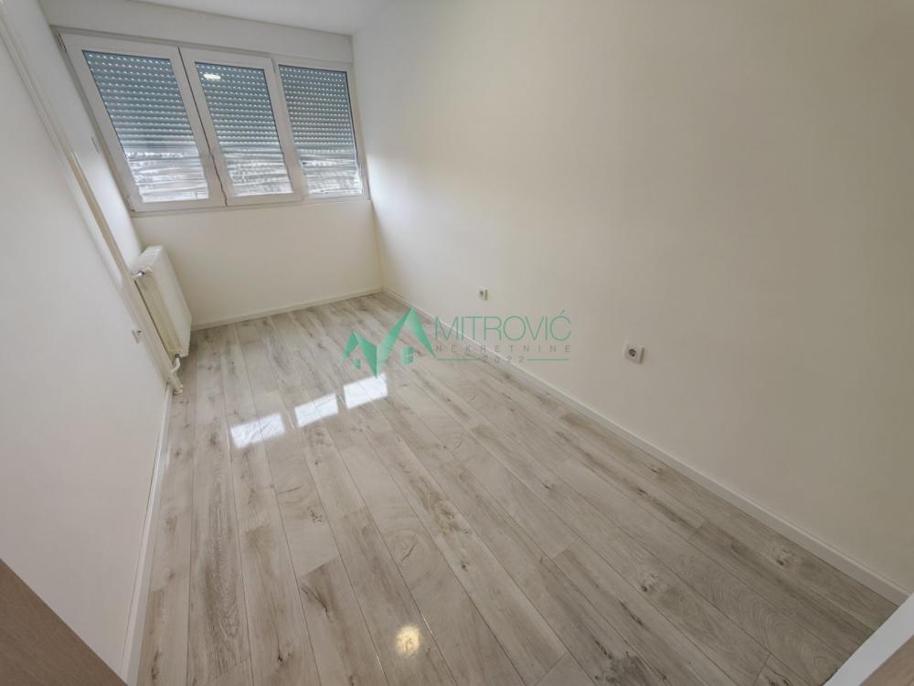 Slika 10 - Detelinara, 60m2. Renoviran dvoiposoban stan. 