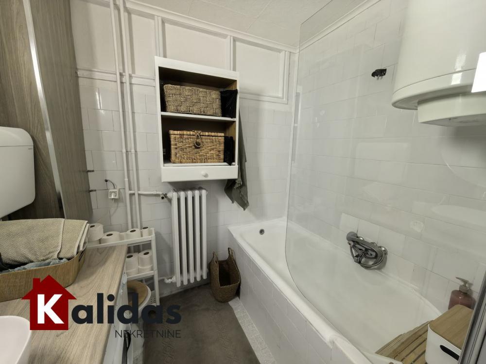 Slika 9 - Stan,NOVI SAD,LIMAN 1,kv: 47, € 155000, ID: 1008535