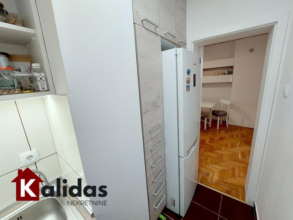 Slika 6 - Stan,NOVI SAD,CENTAR,kv: 39, € 133900, ID: 1008534