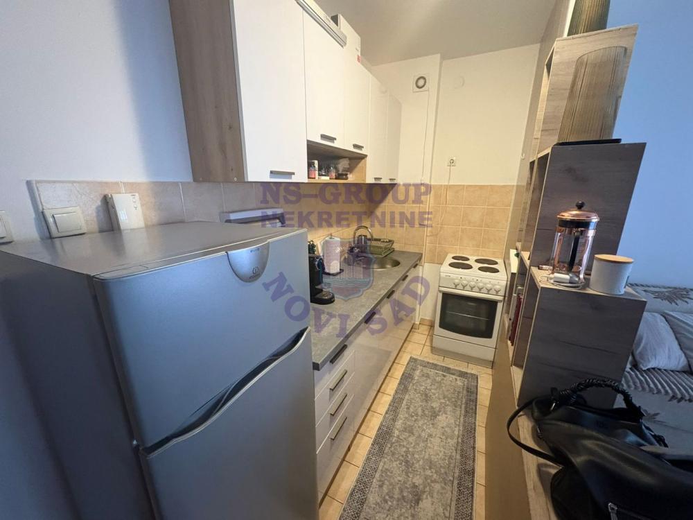 Slika 6 - Prodaja stana, 27m2, Bulevar Evrope Novi Sad, sa terasom, ima lift