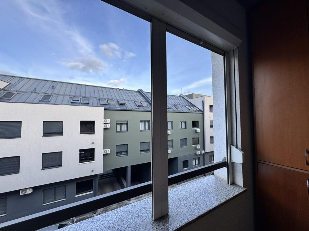 Slika 11 - VRHUNSKI TROSOBAN - 61m2 - Ostava u ceni!