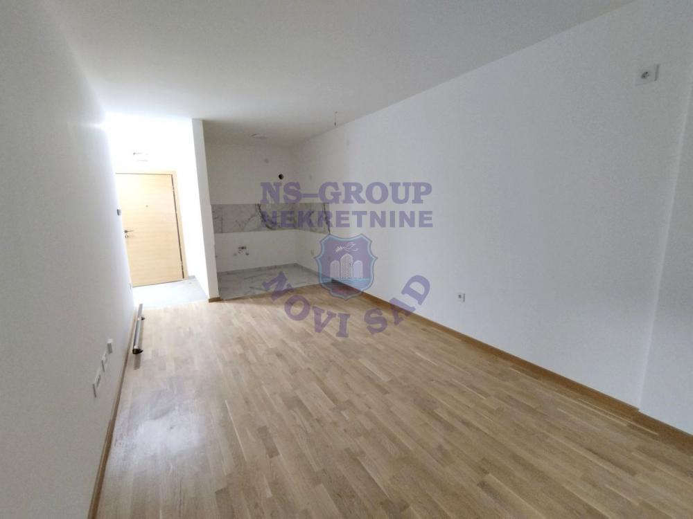 Slika 1 - Trosoban, nov, neuseljavan, Avijacija! š. 542595