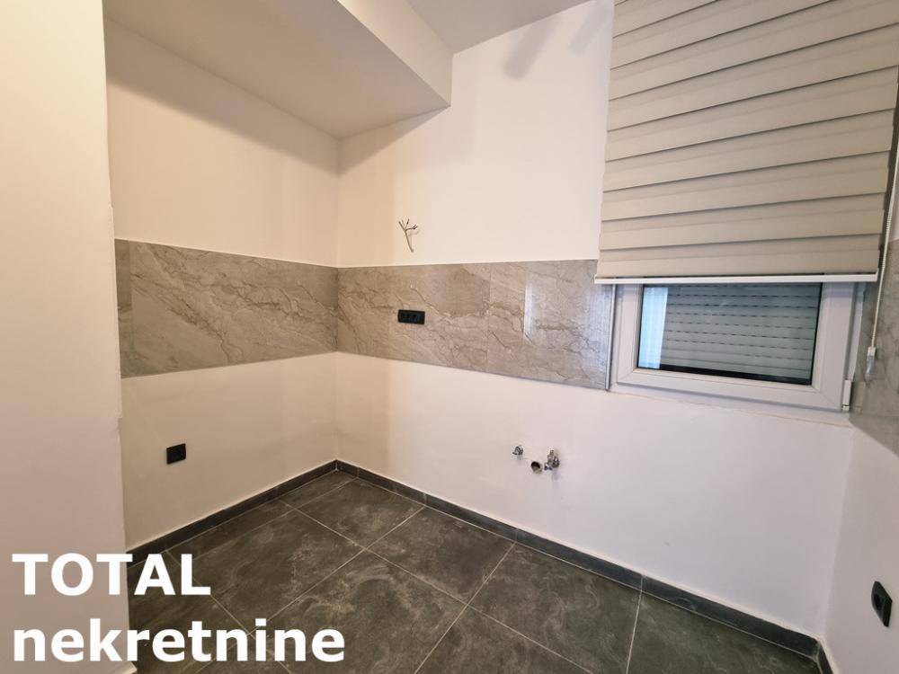 Slika 3 - Stan,NOVI SAD,CENTAR,kv: 58.00, € 195000, ID: 1102172