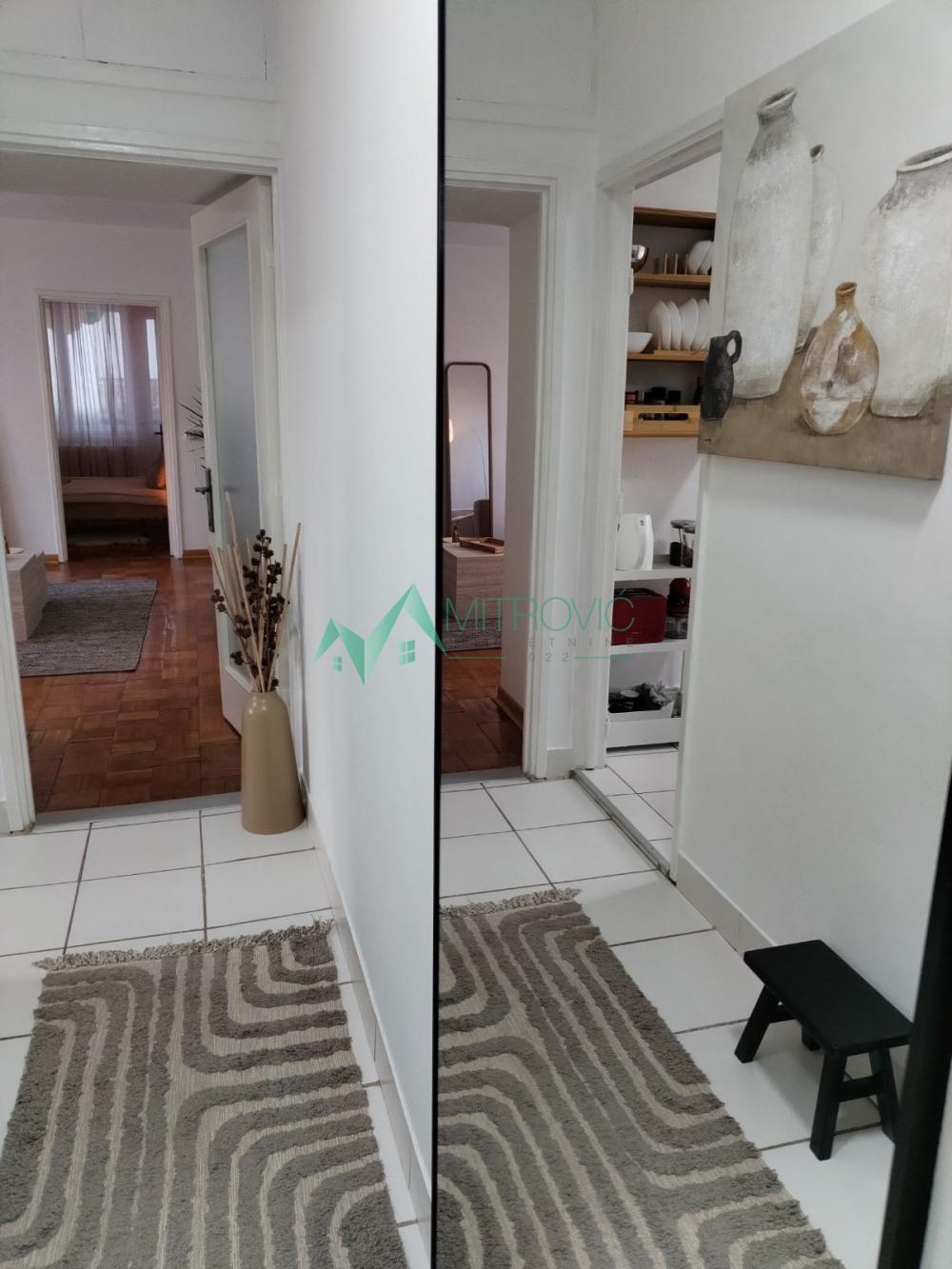 Slika 6 - Dvosoban, 47m2, Liman 1 Novi Sad, sa terasom, ima lift