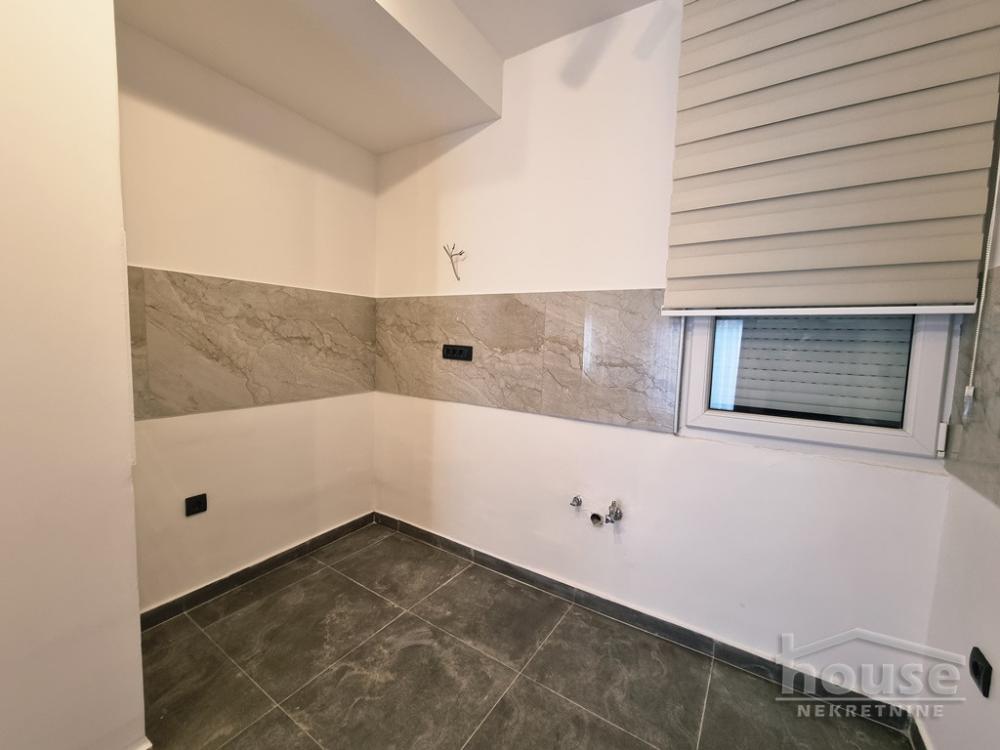 Slika 3 - Stan,NOVI SAD,CENTAR,kv: 58.00, € 195000, ID: 1065324