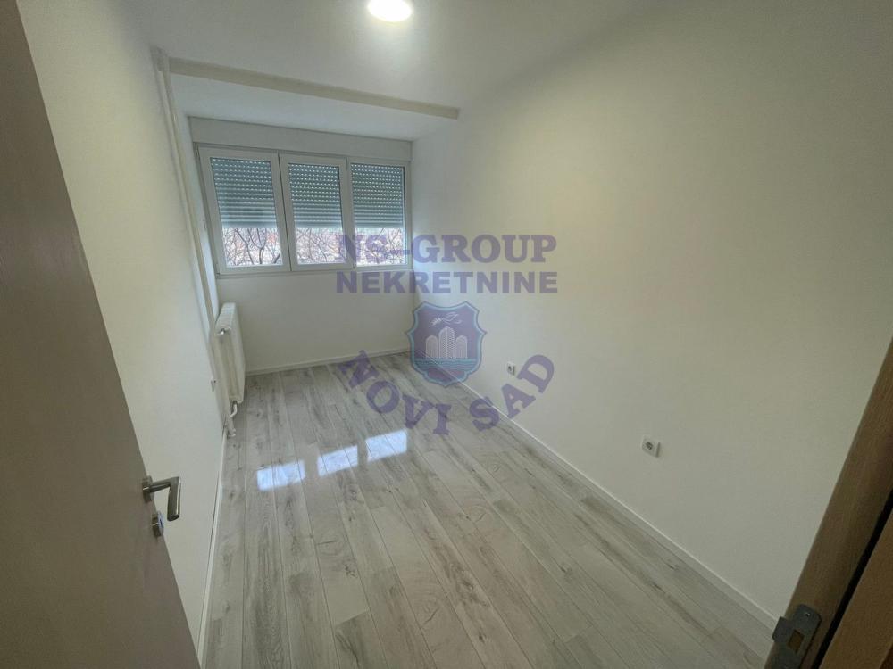 Slika 7 - Trosoban, 60m2, Železnički park Novi Sad