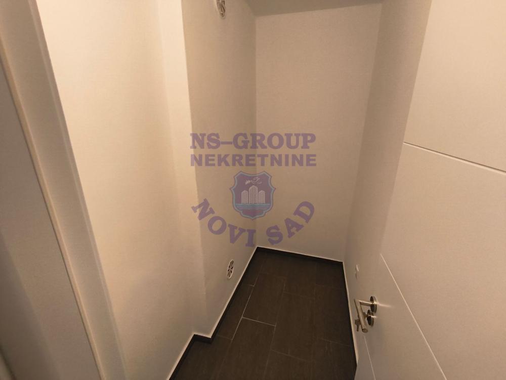 Slika 8 - KOMPLETNO RENOVIRAN - Trosoban - 55m2