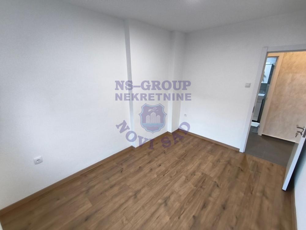 Slika 4 - KOMPLETNO RENOVIRAN - Trosoban - 55m2