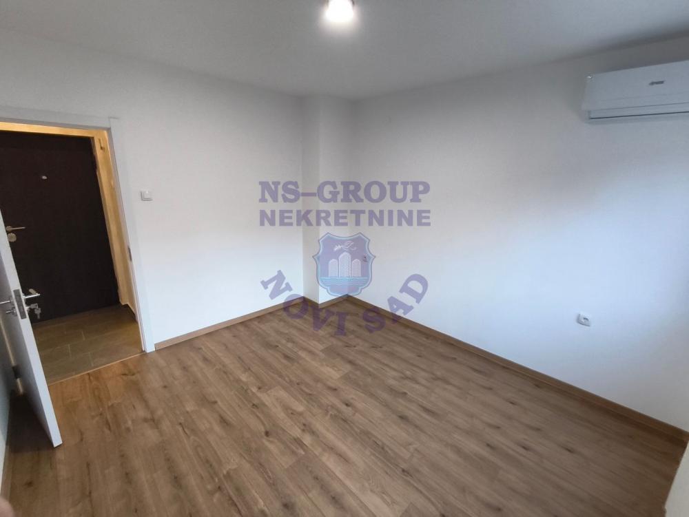 Slika 6 - KOMPLETNO RENOVIRAN - Trosoban - 55m2