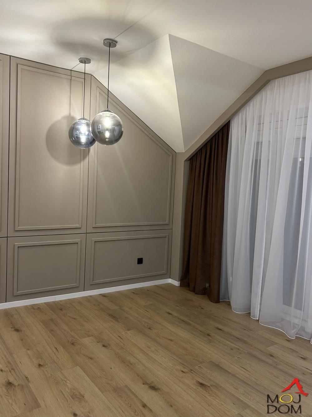 Slika 1 - Stan,NOVI SAD,CENTAR,kv: 58, € 200800, ID: 1031742