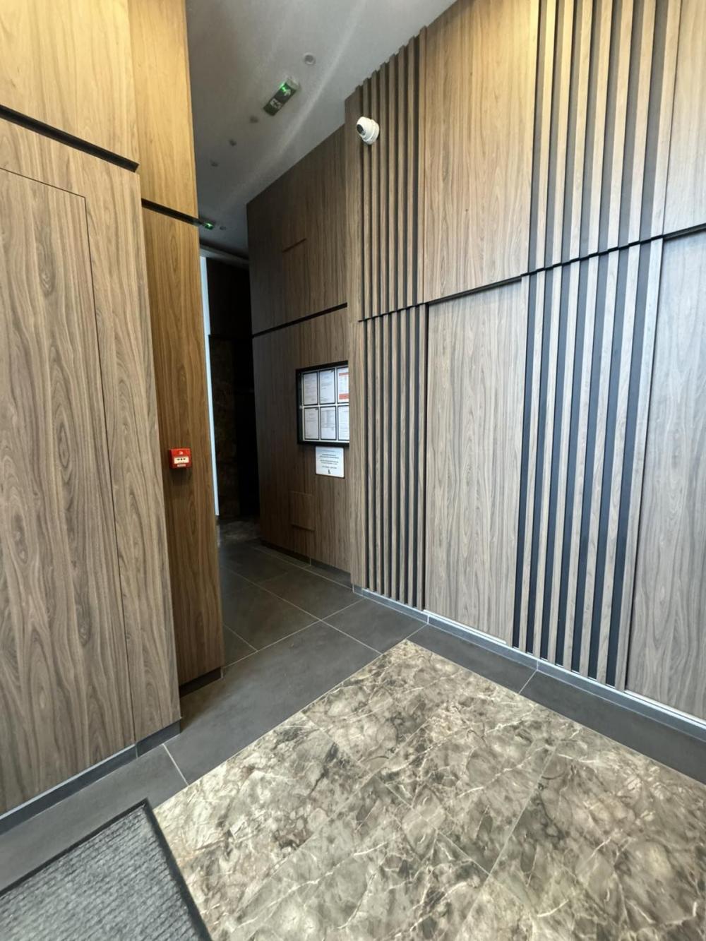 Slika 9 - Dvosoban, 42m2, Novo naselje Novi Sad, sa terasom, ima lift