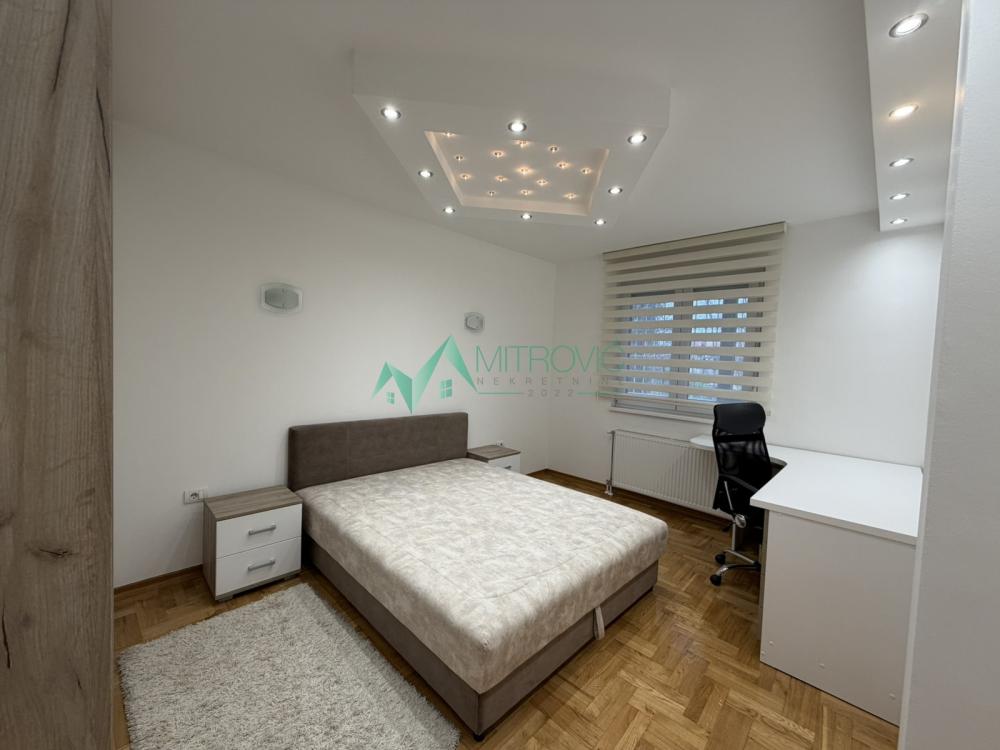 Slika 5 - NOVI SAD, BULEVAR PATRIJARHA PAVLA 