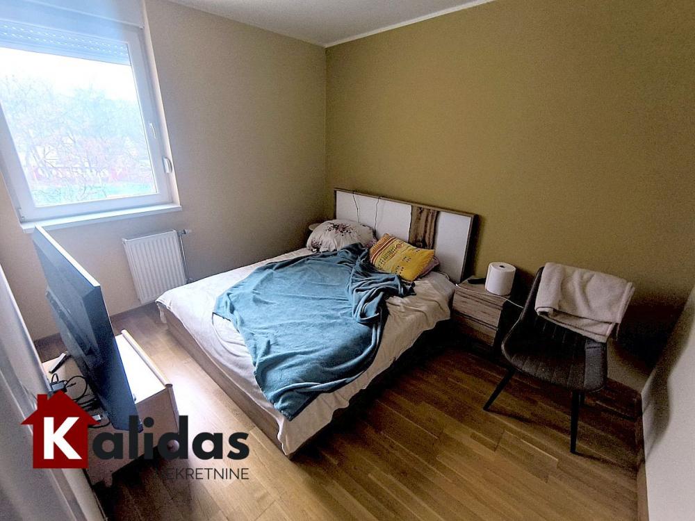 Slika 3 - Stan,NOVI SAD,CENTAR,kv: 58, € 167630, ID: 1008529