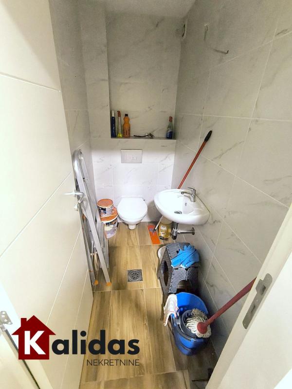 Slika 8 - Stan,NOVI SAD,CENTAR,kv: 58, € 167630, ID: 1008529