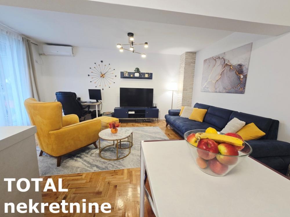 Glavna slika -Stan,NOVI SAD,CARA DUSANA,kv: 91.00, € 200000, ID: 1102181