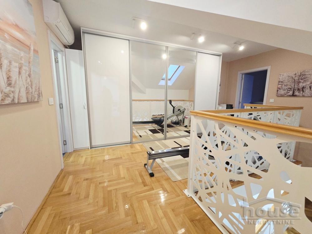 Slika 6 - Stan,NOVI SAD,CARA DUŠANA,kv: 91.00, € 200000, ID: 1065333
