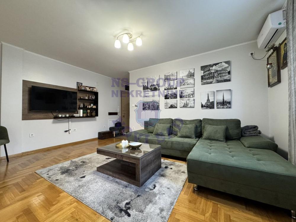 Slika 0 - Trosoban, 61m2, Podbara Novi Sad, sa terasom, ima lift