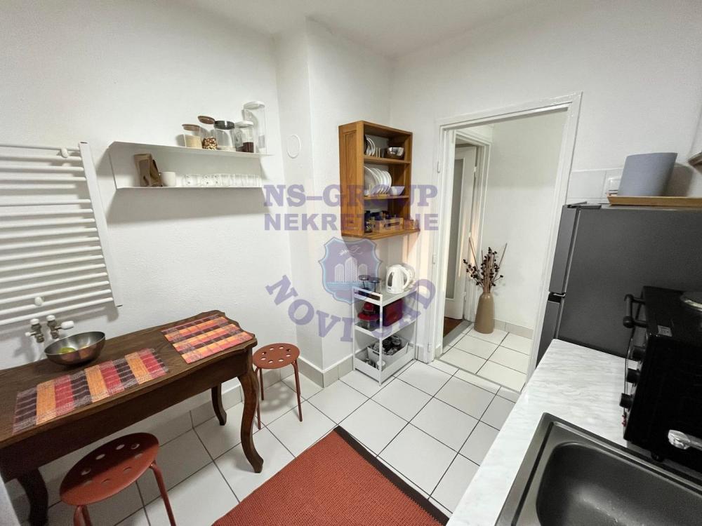 Slika 7 - Dvosoban, 47m2, Liman 1 Novi Sad, sa terasom, ima lift