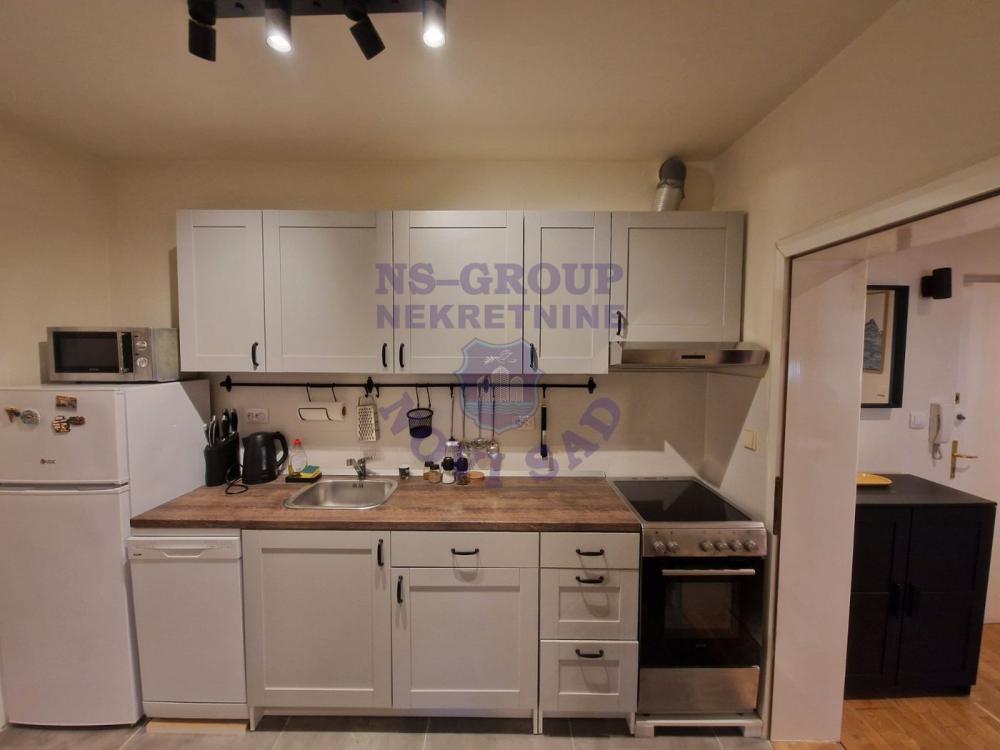 Slika 2 - Odlican jednoiposoban stan na Grbavici!