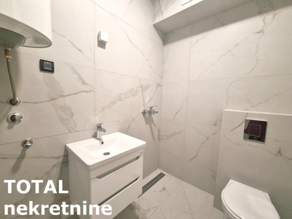 Slika 11 - Stan,NOVI SAD,TELEP,kv: 26.00, € 56000, ID: 1102183