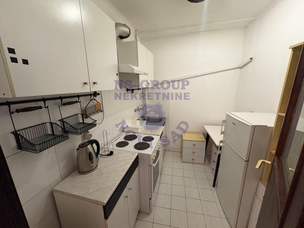 Slika 6 - Odlicna renovirana garsonjera na potezu Socijalno