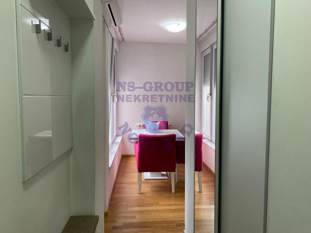 Slika 4 - Dvoiposoban, 44m2, Podbara Novi Sad