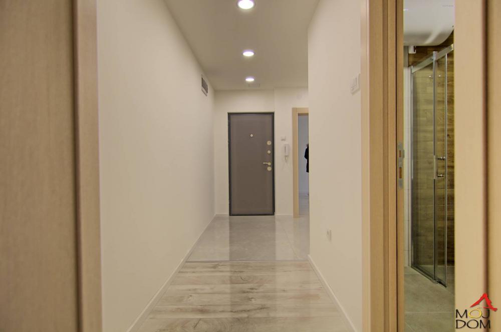 Slika 4 - Stan,NOVI SAD,DETELINARA,kv: 60, € 150400, ID: 1031750