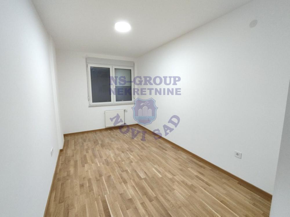 Slika 8 - Trosoban, Avijatičarsko naselje Novi Sad